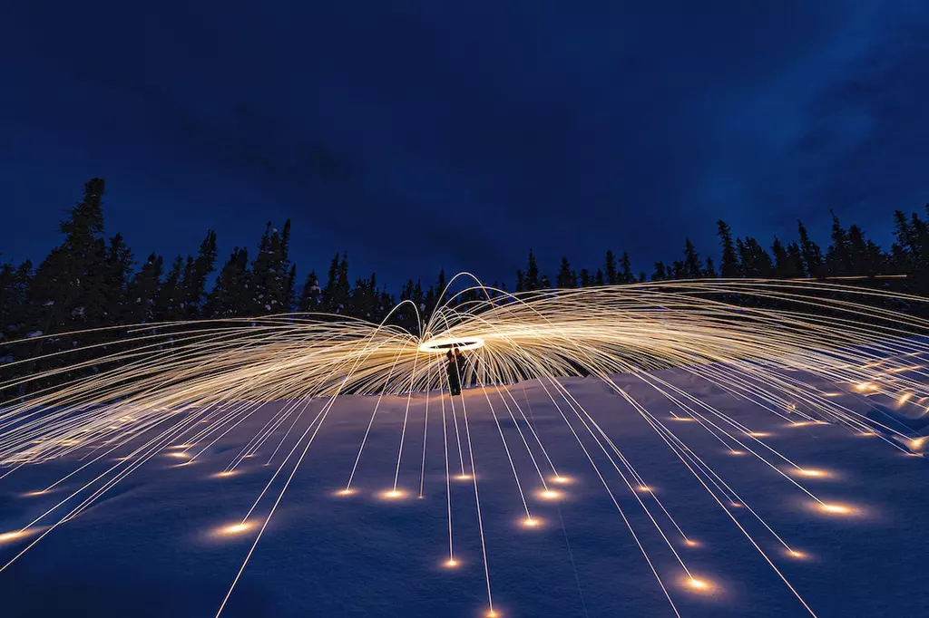 Incredible Photos of Light Painting