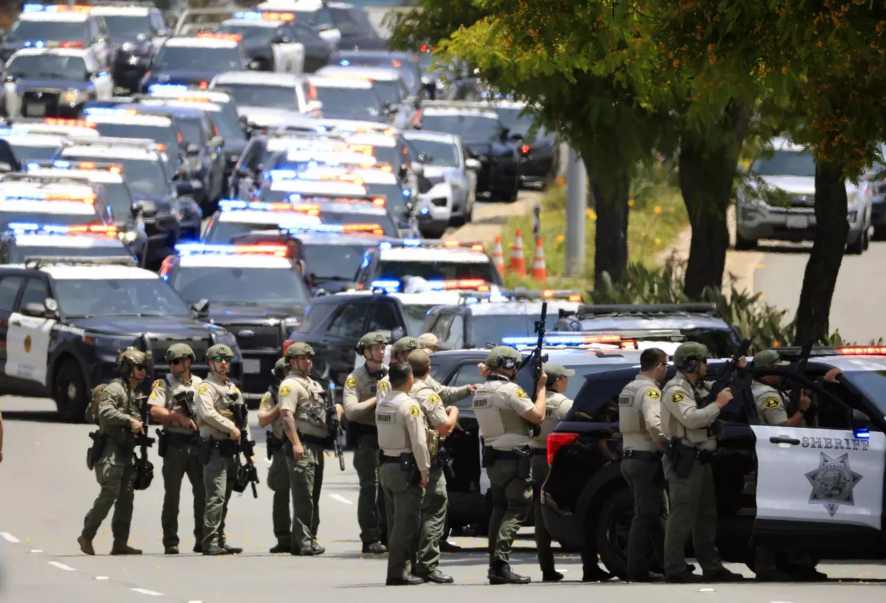 5 dead, including suspected shooters, following attack at Islamic Center of San Diego