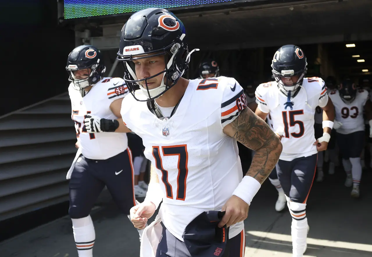 Bears backup QB Tyson Bagent expected to start, per report — and LT Braxton Jones placed on IR