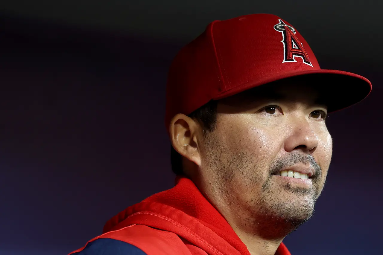 Kurt Suzuki won’t return as Angels manager