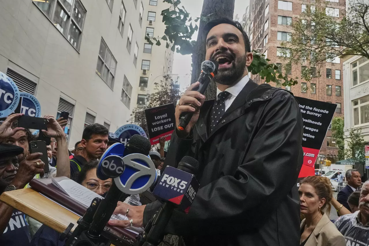 The Democratic Party is in fits over Mamdani's bid for NYC mayor. Republicans are loving it