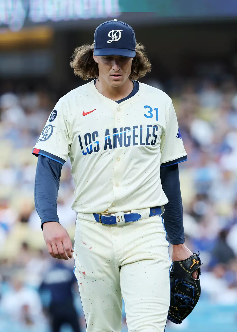 Dodgers fail to give Tyler Glasnow support at the plate as NL West lead shrinks back to 1