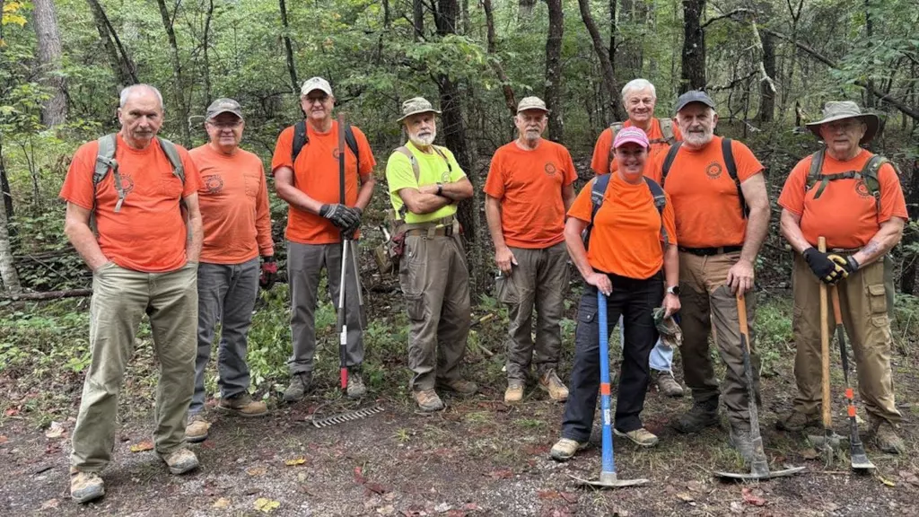 These Retirees Turned Their Tennessee Town Into a Hiking Paradise
