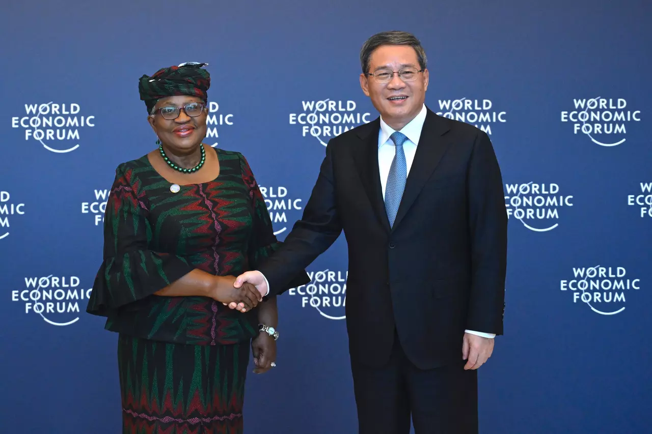 Chinese premier says US and his country need to 'work in the same direction'