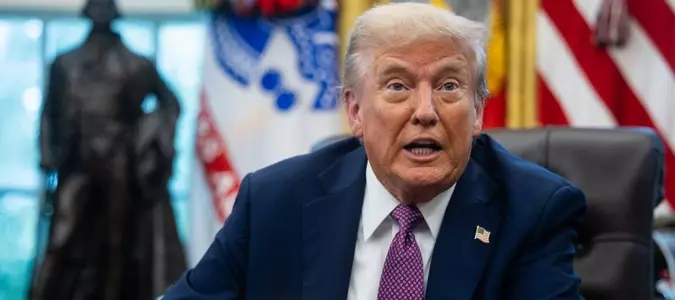 Trump suggests new Russia sanctions to stop Ukraine war