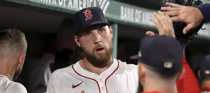 Garrett Crochet comes up big to help the Red Sox salvage series finale against Yankees