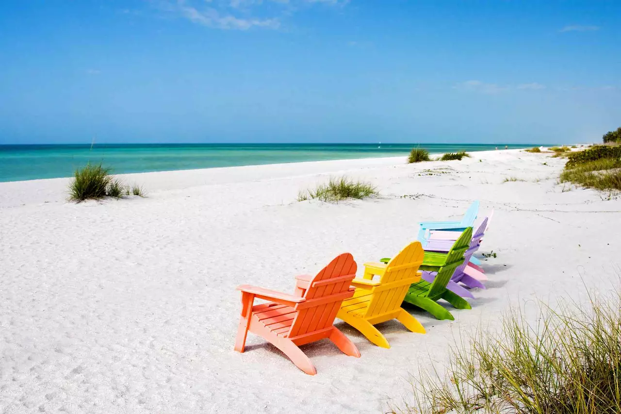 This Gorgeous Barrier Island in Florida Is the ‘Seashell Capital of the World’—With 400+ Shell Species, No Traffic Lights, and No Buildings Taller Than a Palm Tree
