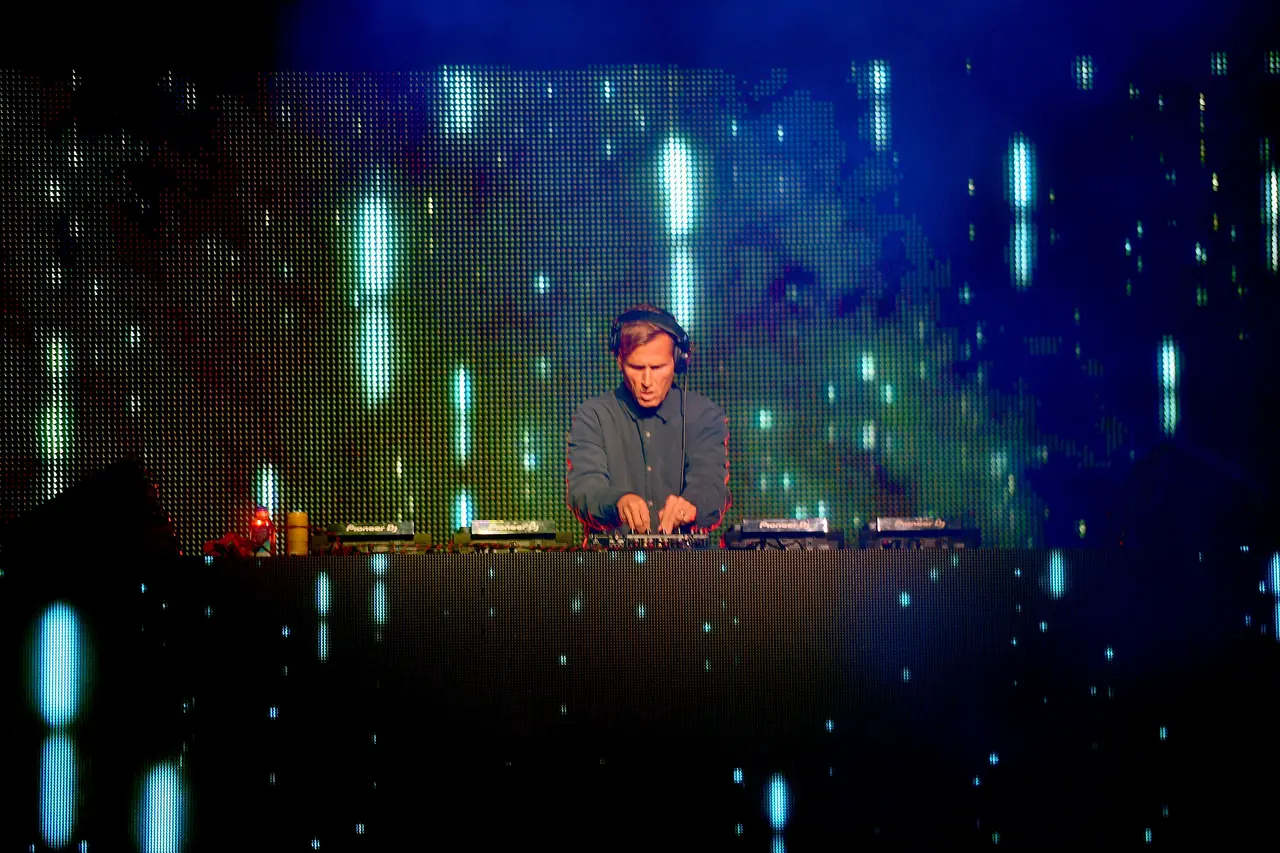 Kaskade’s Sun Soaked festival returning to SoCal this fall