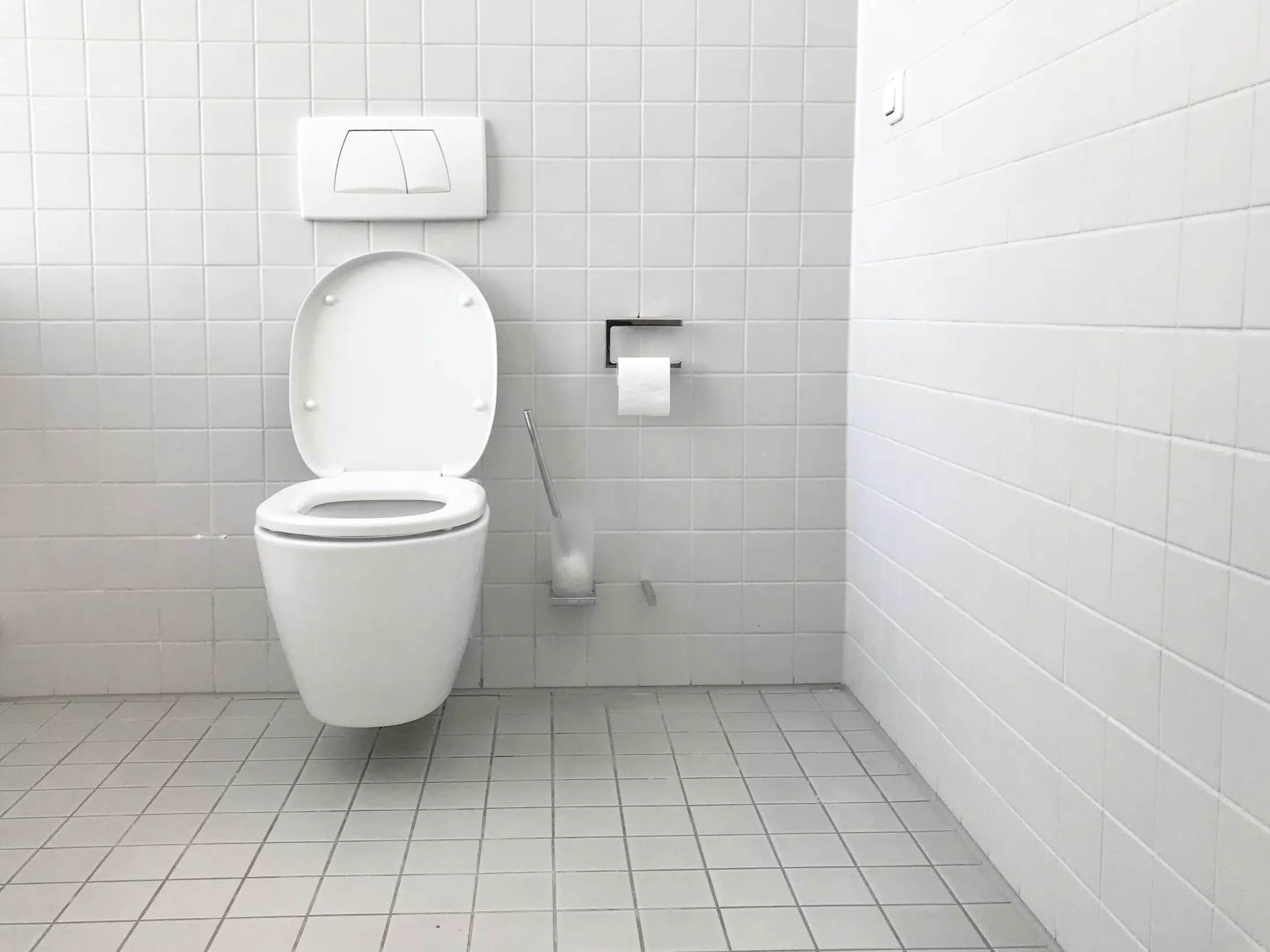 How to Unclog a Toilet Without a Plunger