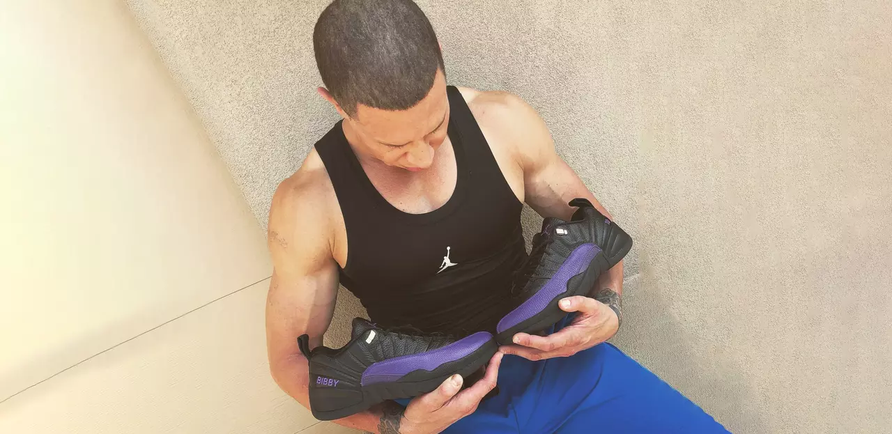 Mike Bibby | The King of Jordan Collectors