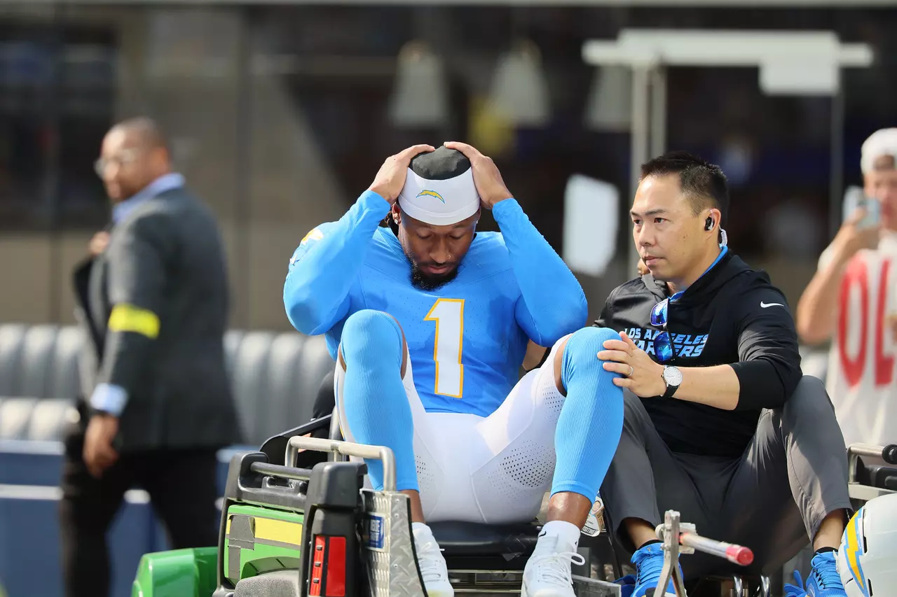 Quentin Johnston carted off after big hit: Takeaways from Chargers' preseason loss