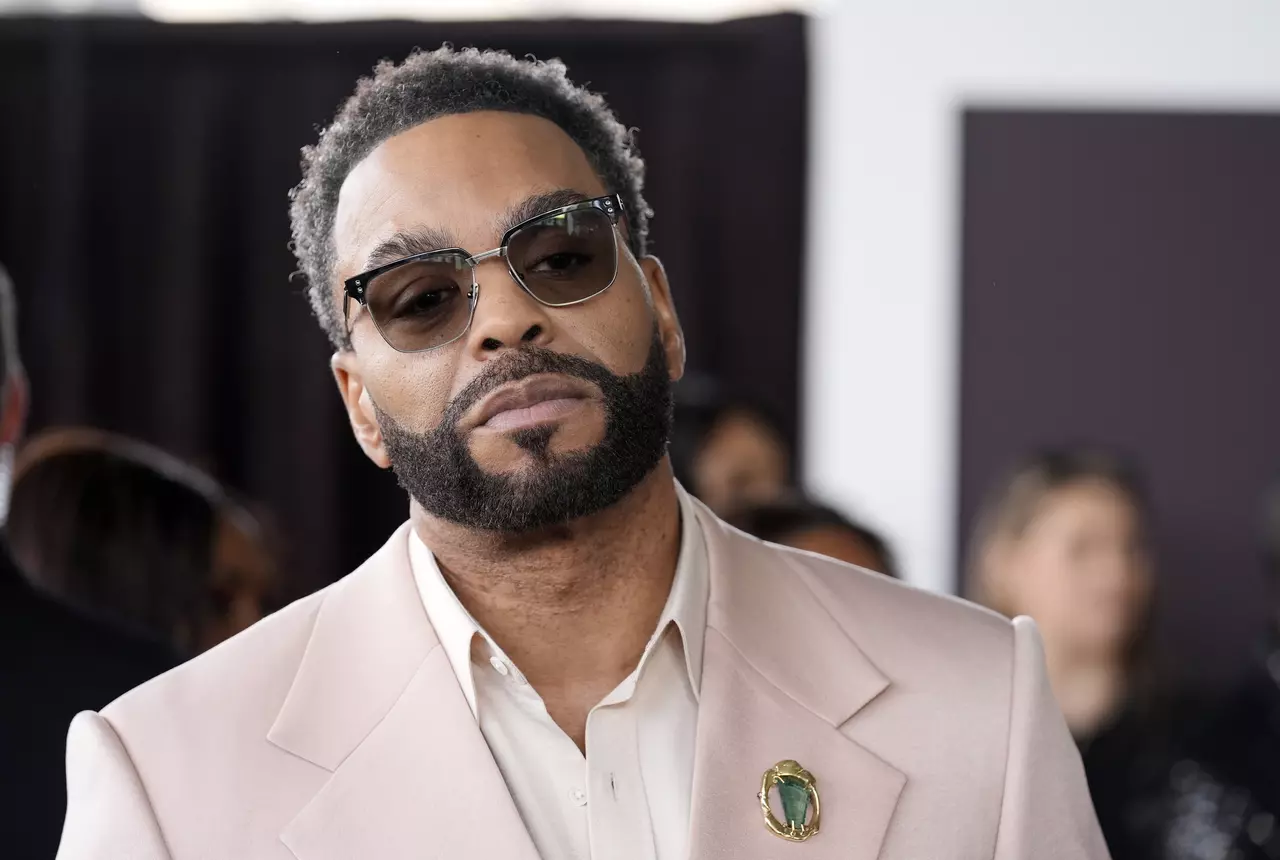 Method Man's passion earned him a spot in the Jets' fan hall of fame. He predicts a win vs. Steelers
