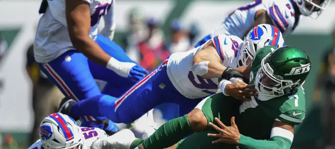 Jets quarterback Justin Fields ruled out with concussion, Tyrod Taylor to start against Buccaneers