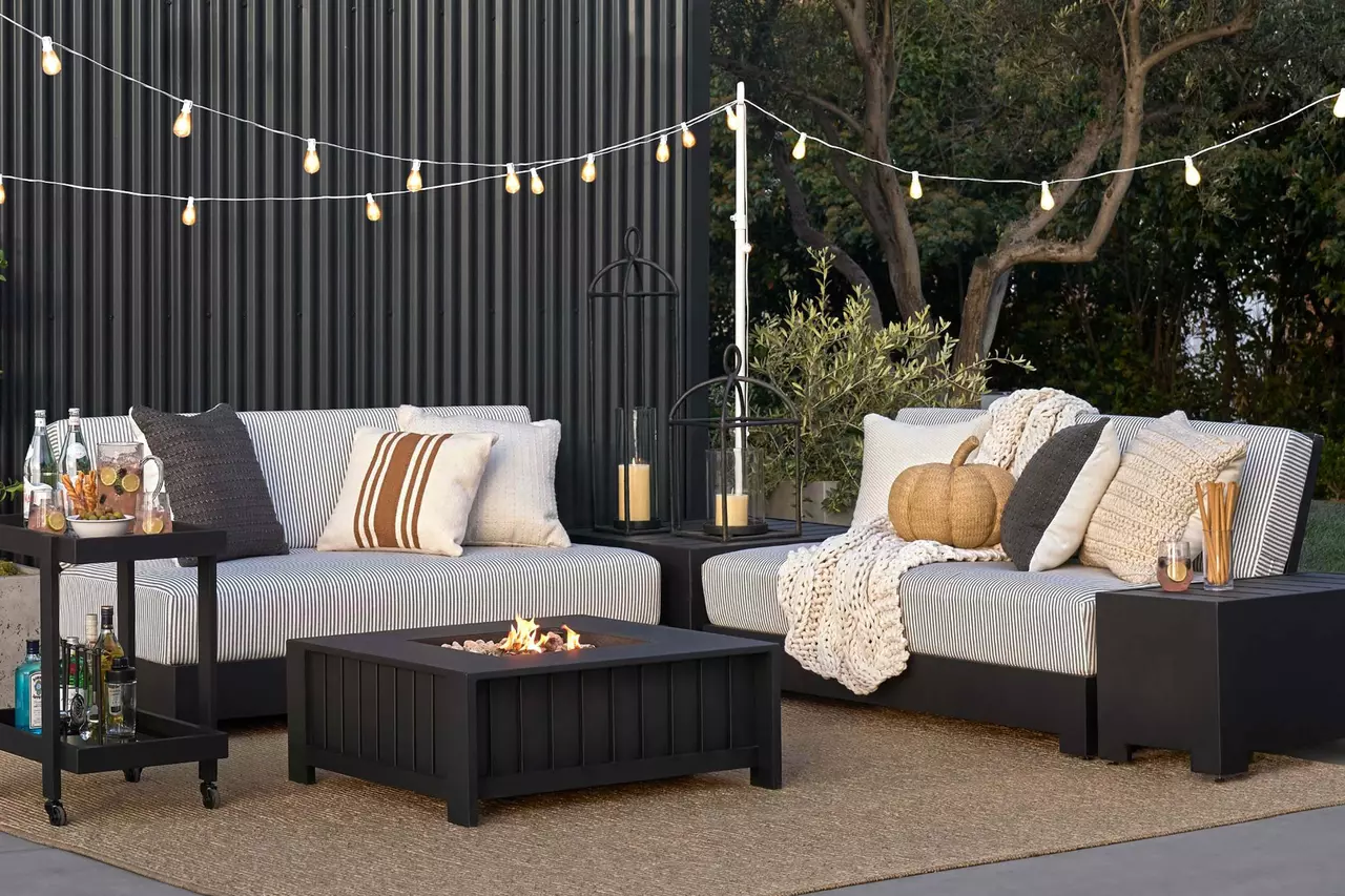 Pottery Barn’s Under-the-Radar Outlet Is Hiding Labor Day Deals on Quilts, Furniture, Decor, and More—Up to 60% Off