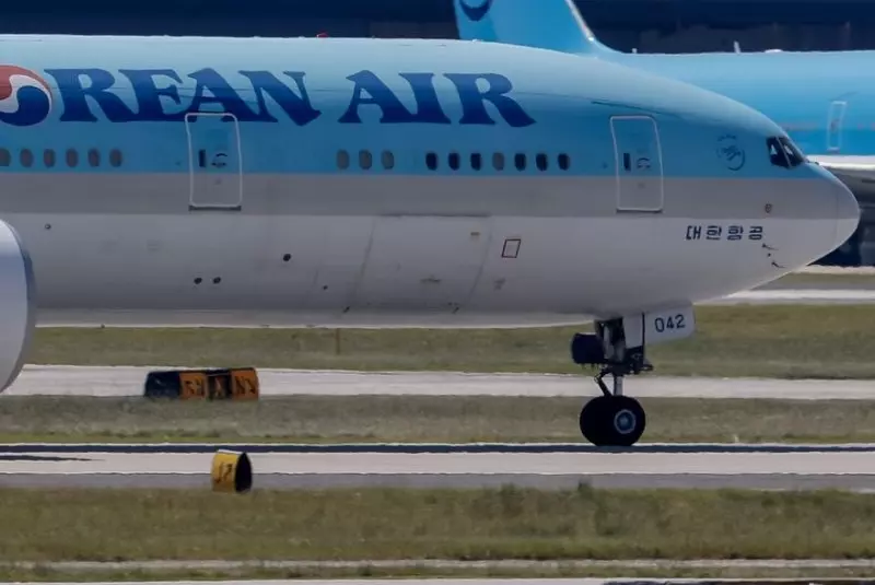 300+ South Koreans fly home after ICE detainment