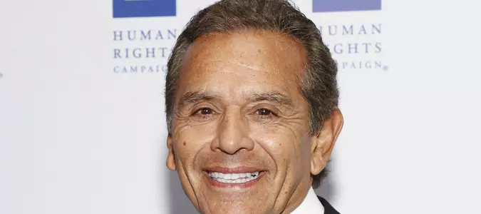 Los Angeles Mayor Karen Bass endorses Antonio Villaraigosa for governor