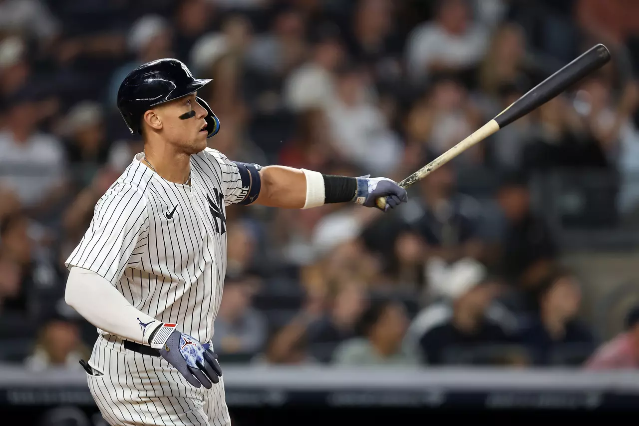 Yankees slugger Aaron Judge has chance to become baseball’s tallest batting champ