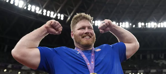 Ryan Crouser beats injury and wins his third world shot put title to go with three Olympics golds