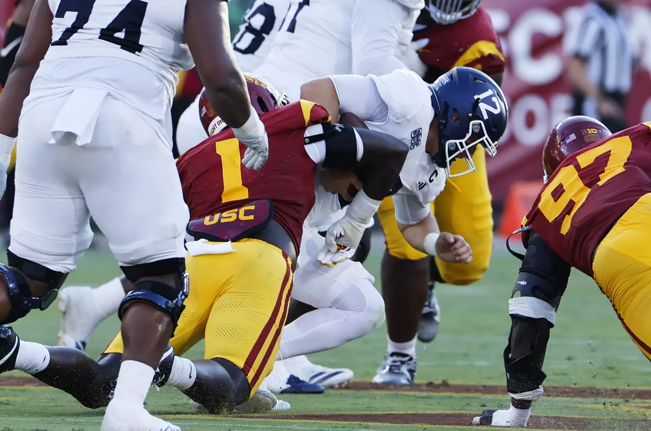 Jayden Maiava leads USC offense to rout of Clay Helton's Georgia Southern team