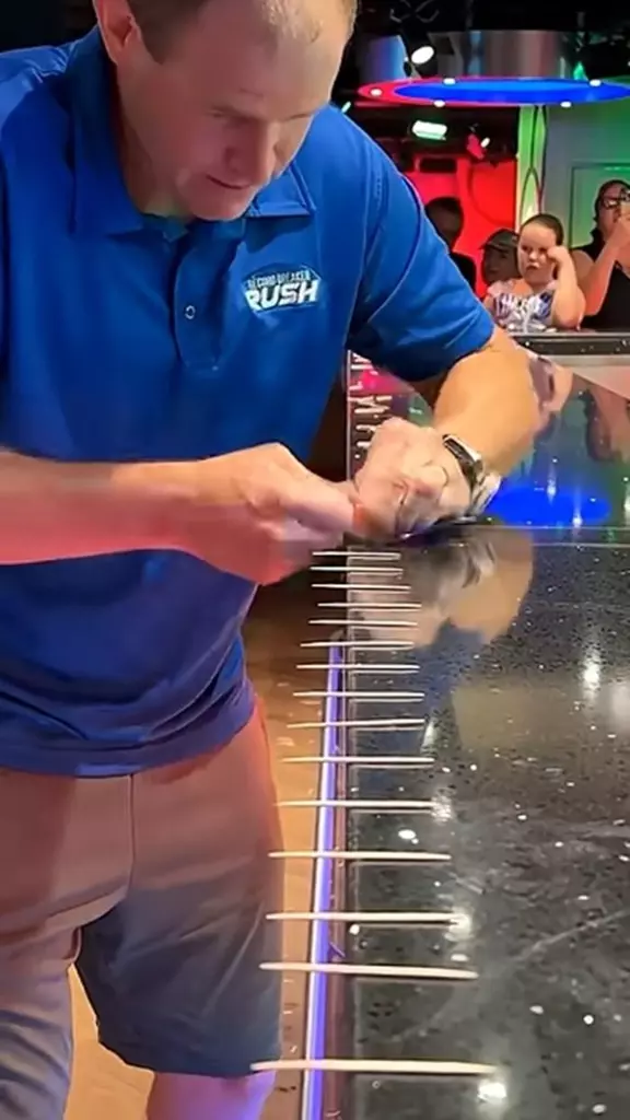 Idaho man breaks toothpick-snapping world record on Disney Cruise
