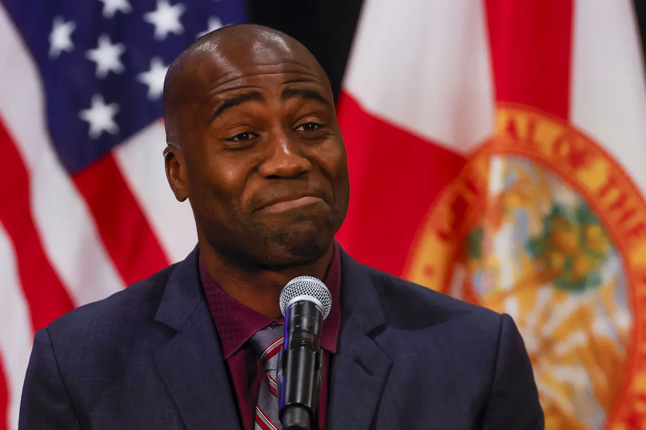 Florida plans to drop 4 vaccine mandates, despite Trump support for some shots
