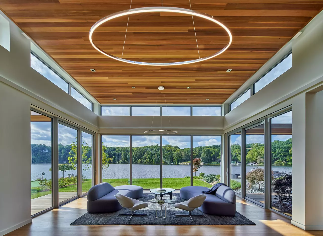 Riverglass is the Epitome of Cutting-edge Architecture