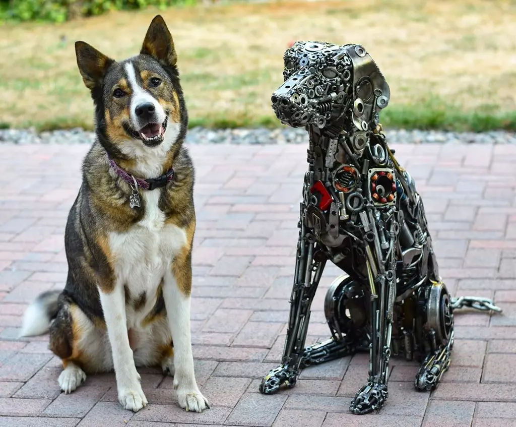 Artist Creates Masterpieces out of Scrap Metal