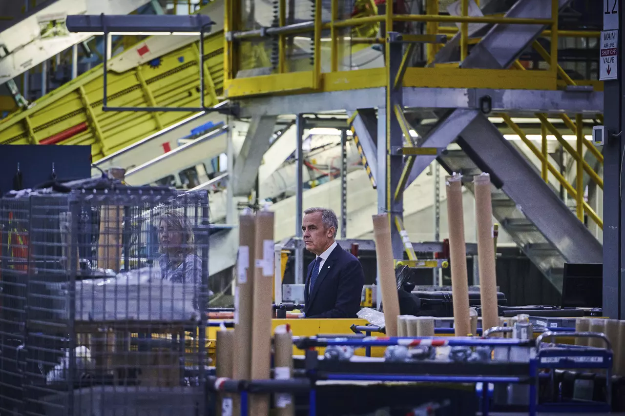 Democrats plan to force Senate vote on Trump's tariffs on Canada and Brazil