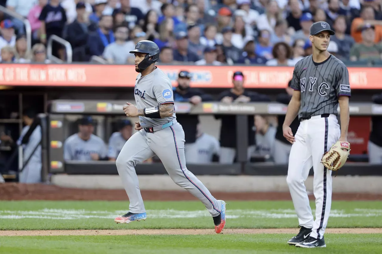 David Peterson roughed up as Mets' comeback effort falls short vs. Marlins