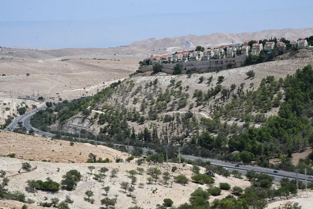 Countries condemn Israel's E1 settlement tender in West Bank