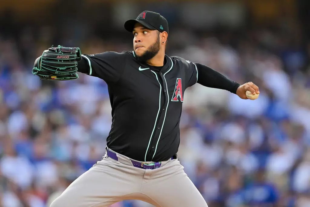 Eduardo Rodriguez, Diamondbacks stifle Dodgers' offense