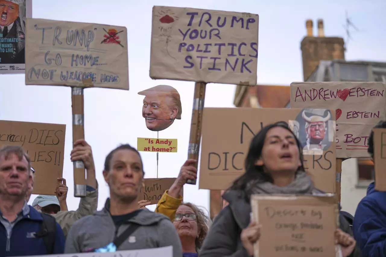 Trump's second state visit to UK meets with protests and arrests