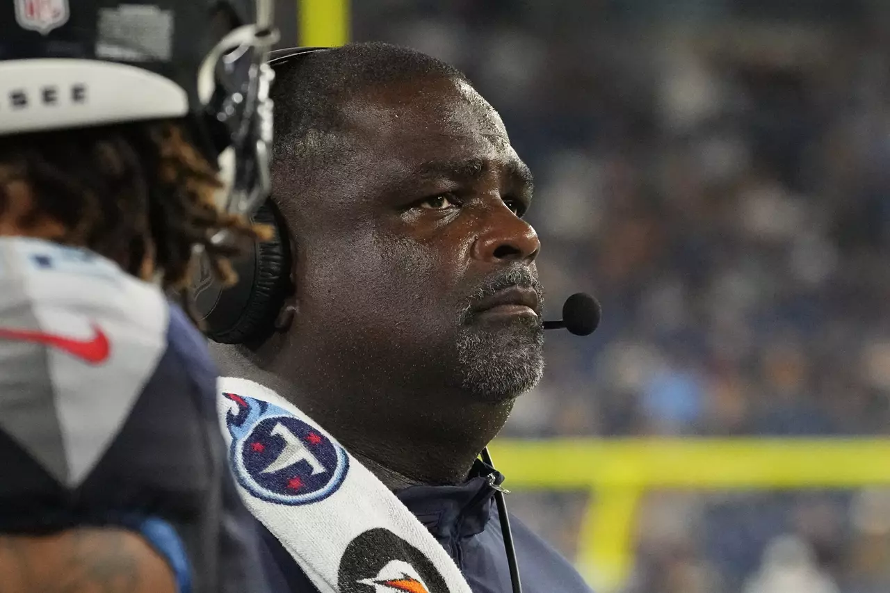 Patriots defensive coordinator Terrell Williams diagnosed with prostate cancer