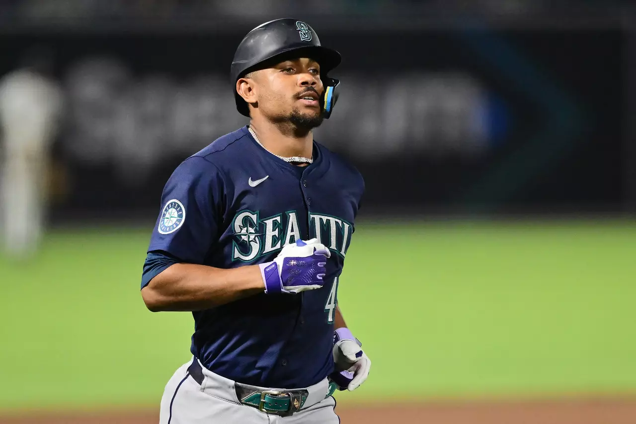 Mariners swept by Rays after disastrous first inning