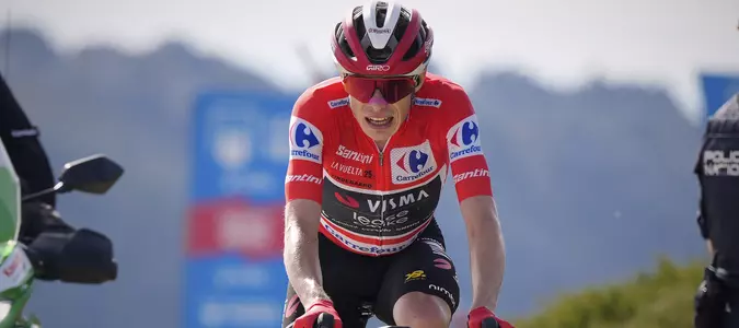 More than 1,500 police on hand for final stage of Spanish Vuelta amid pro-Palestinian protests