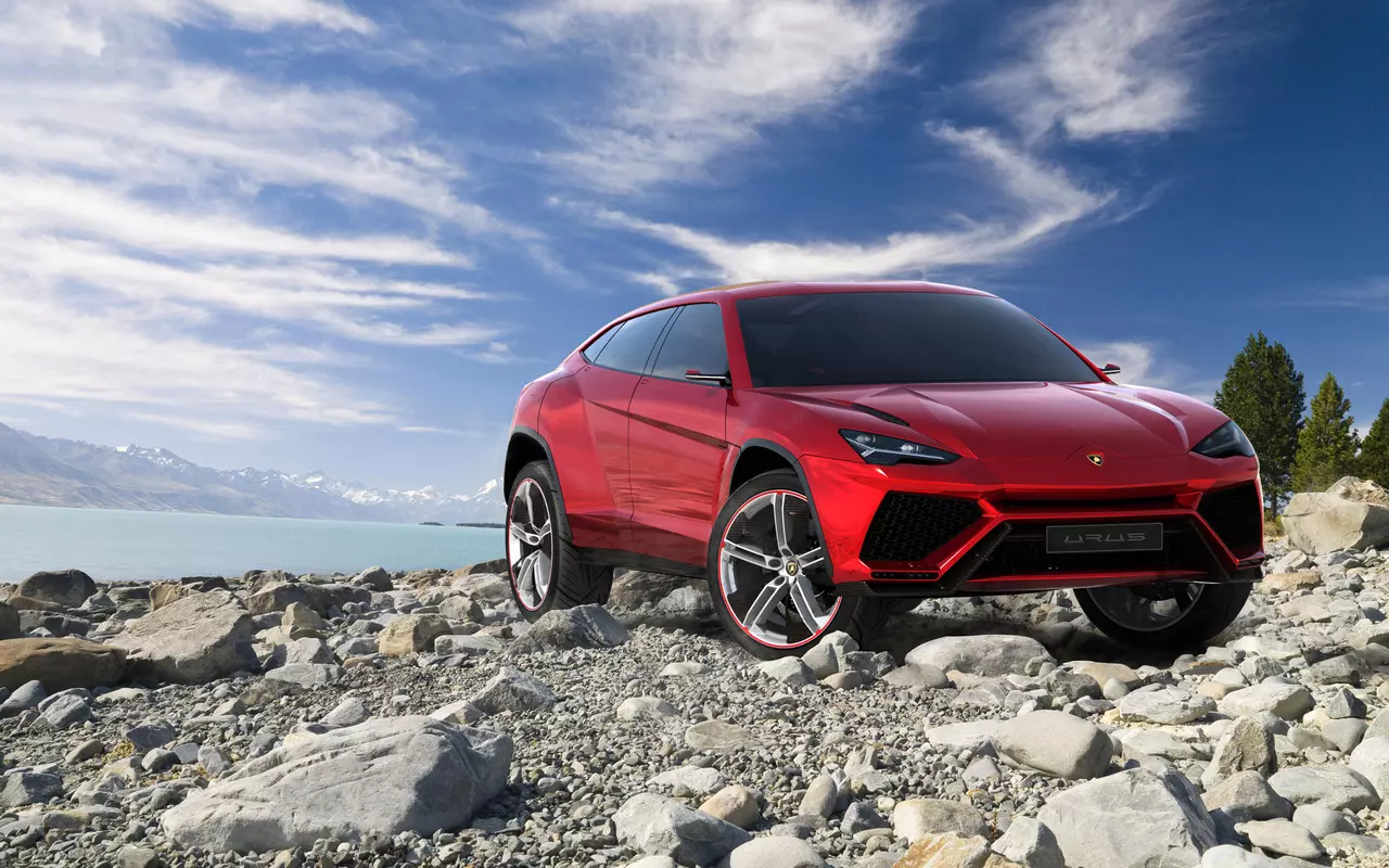 The 205mph SUV from Lamborghini