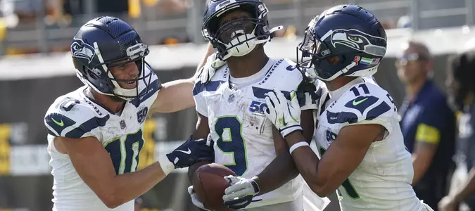Opportunistic Seahawks take advantage of Steelers miscues in 31-17 victory