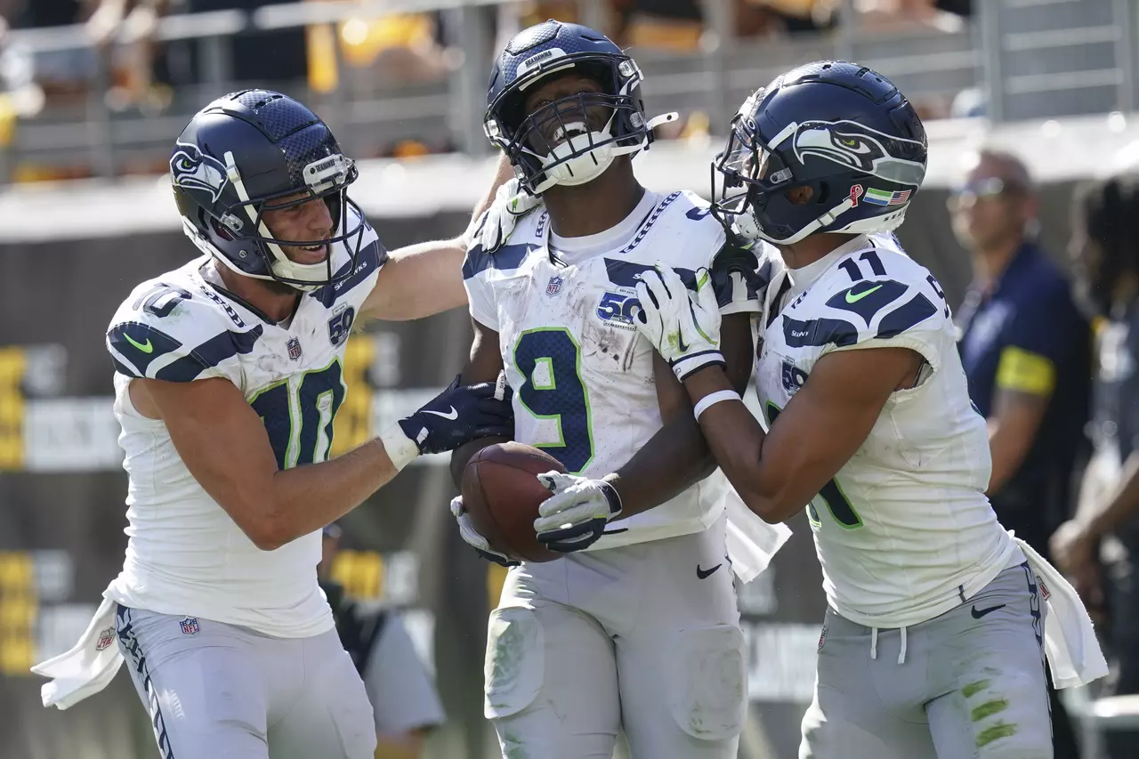 Opportunistic Seahawks take advantage of Steelers miscues in 31-17 victory