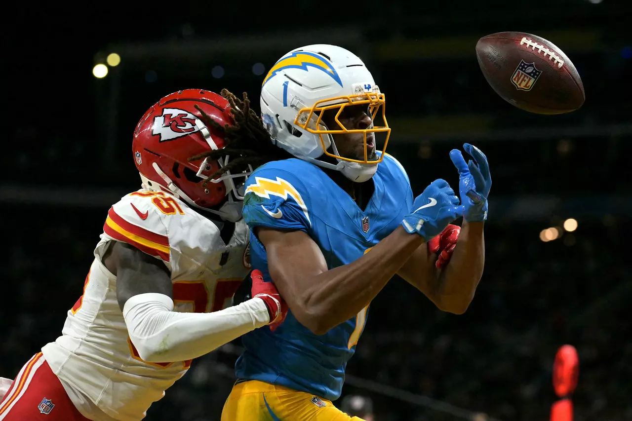 It’s more than Justin Herbert. The secret behind the Chargers’ resurgent pass attack.