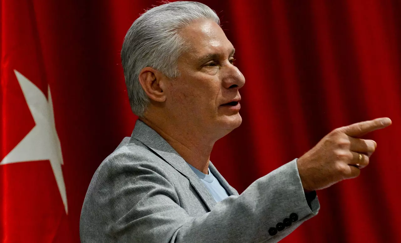 Cuban President Miguel Díaz-Canel tells NBC News that he will not step down