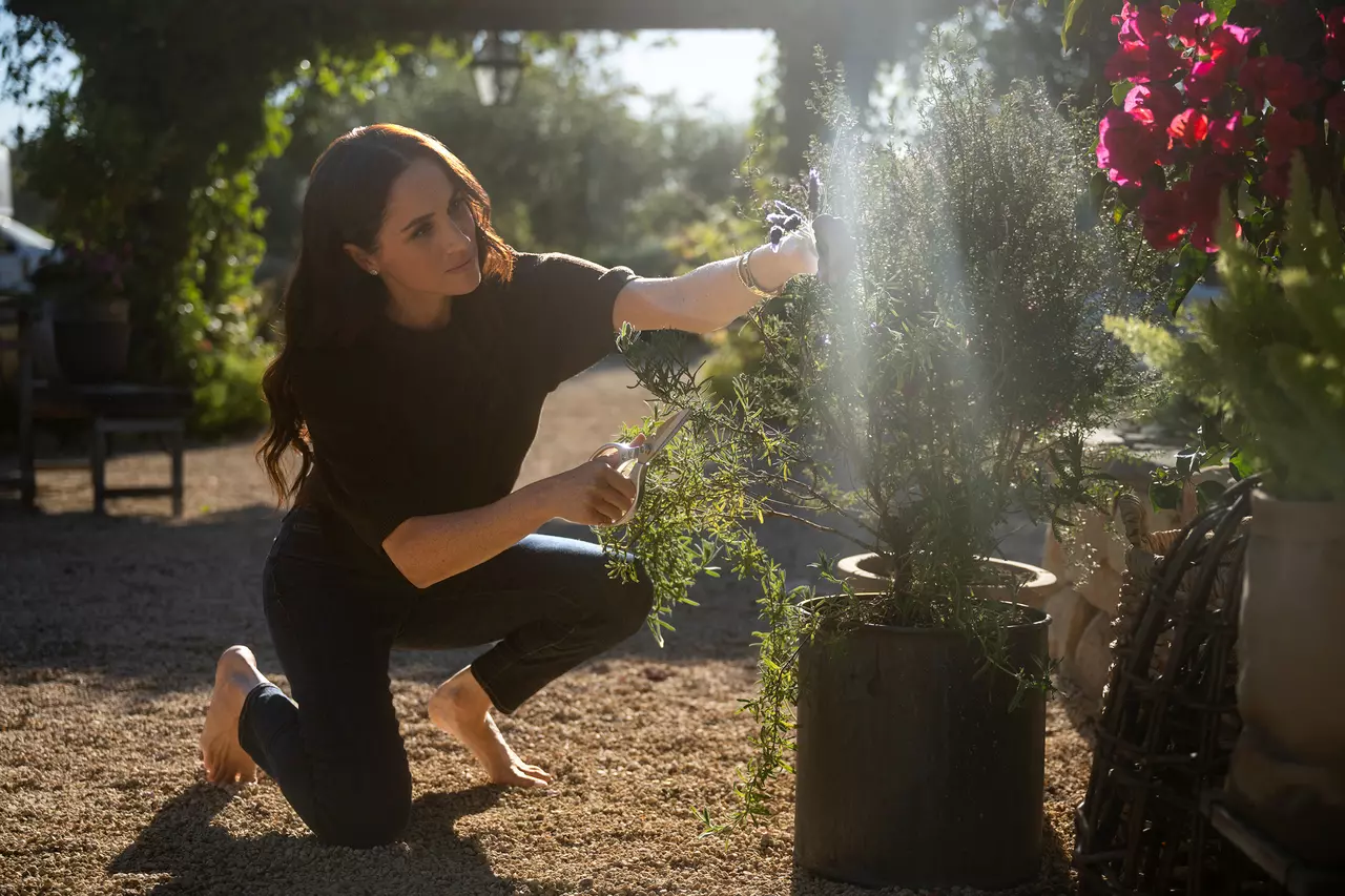 Mary McNamara: Why is Meghan Markle wasting her time ‘With Love’ when she could just go back to acting?