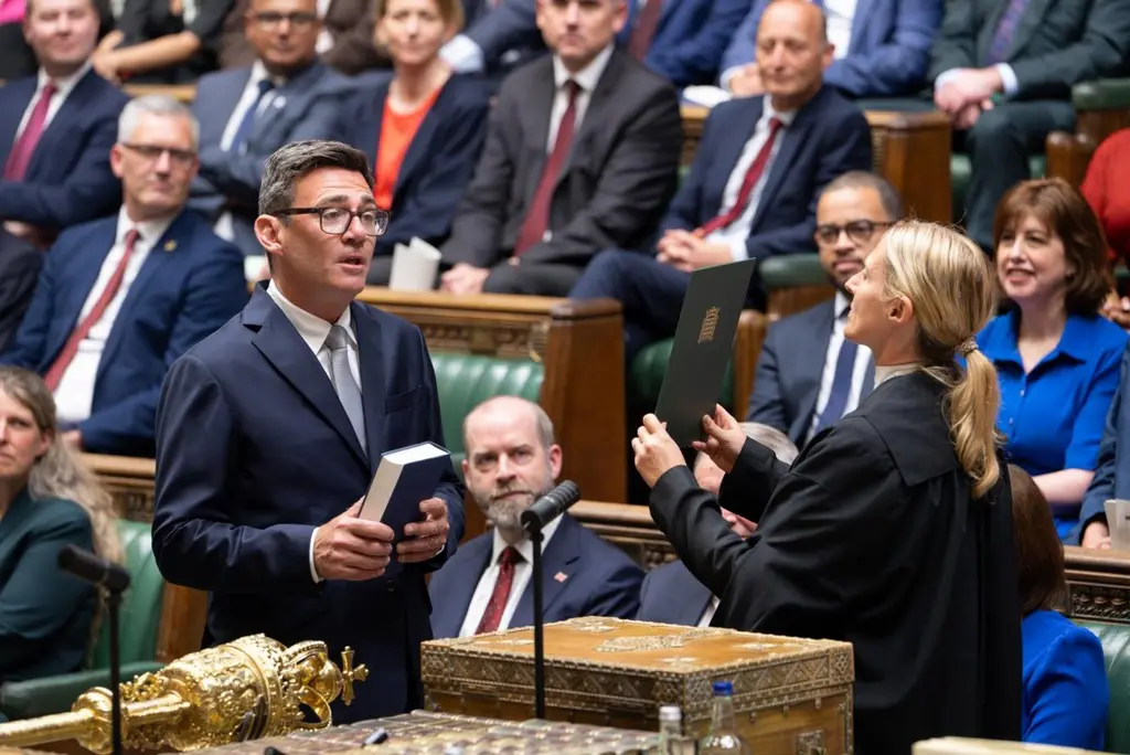Andy Burnham to become British prime minister