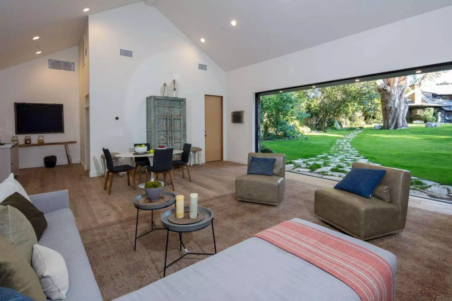 Machine Gun Kelly’s $7.5 Million Palace in Encino, CA