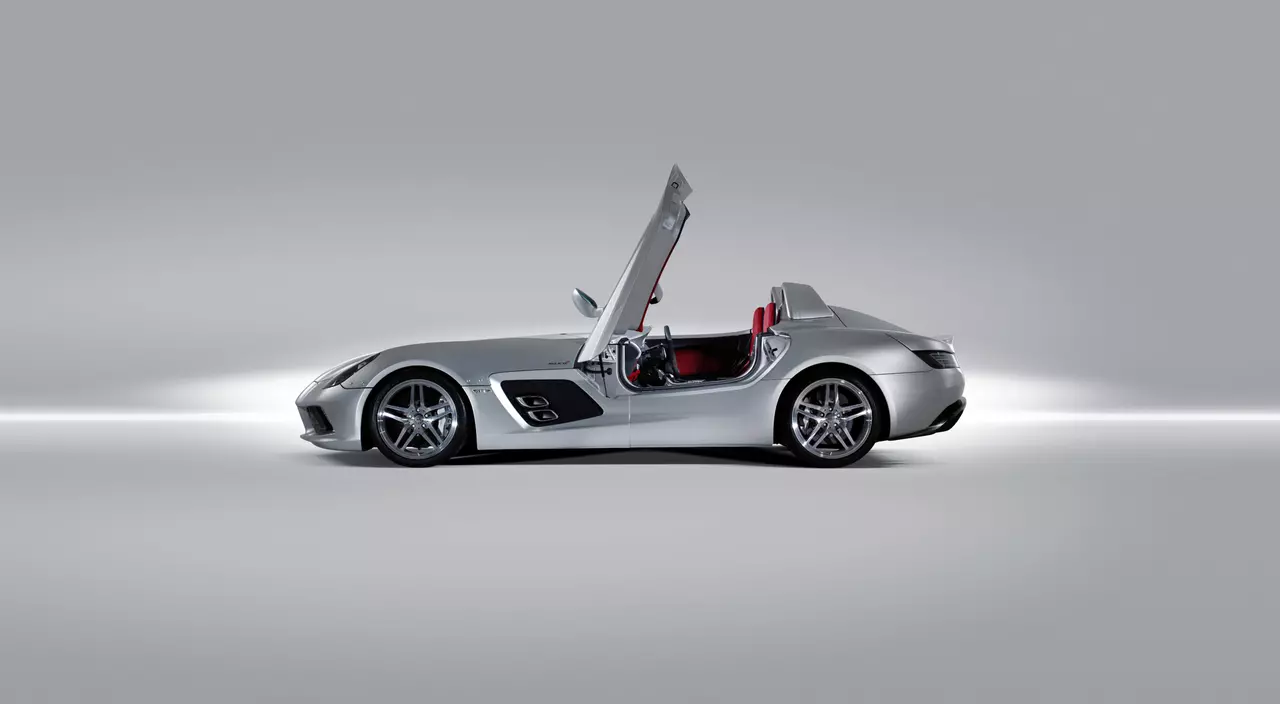 The Mercedes-Benz SLR McLaren Stirling Moss edition