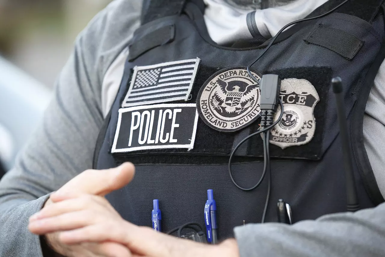 ICE offers big bucks — but California police officers prove tough to poach