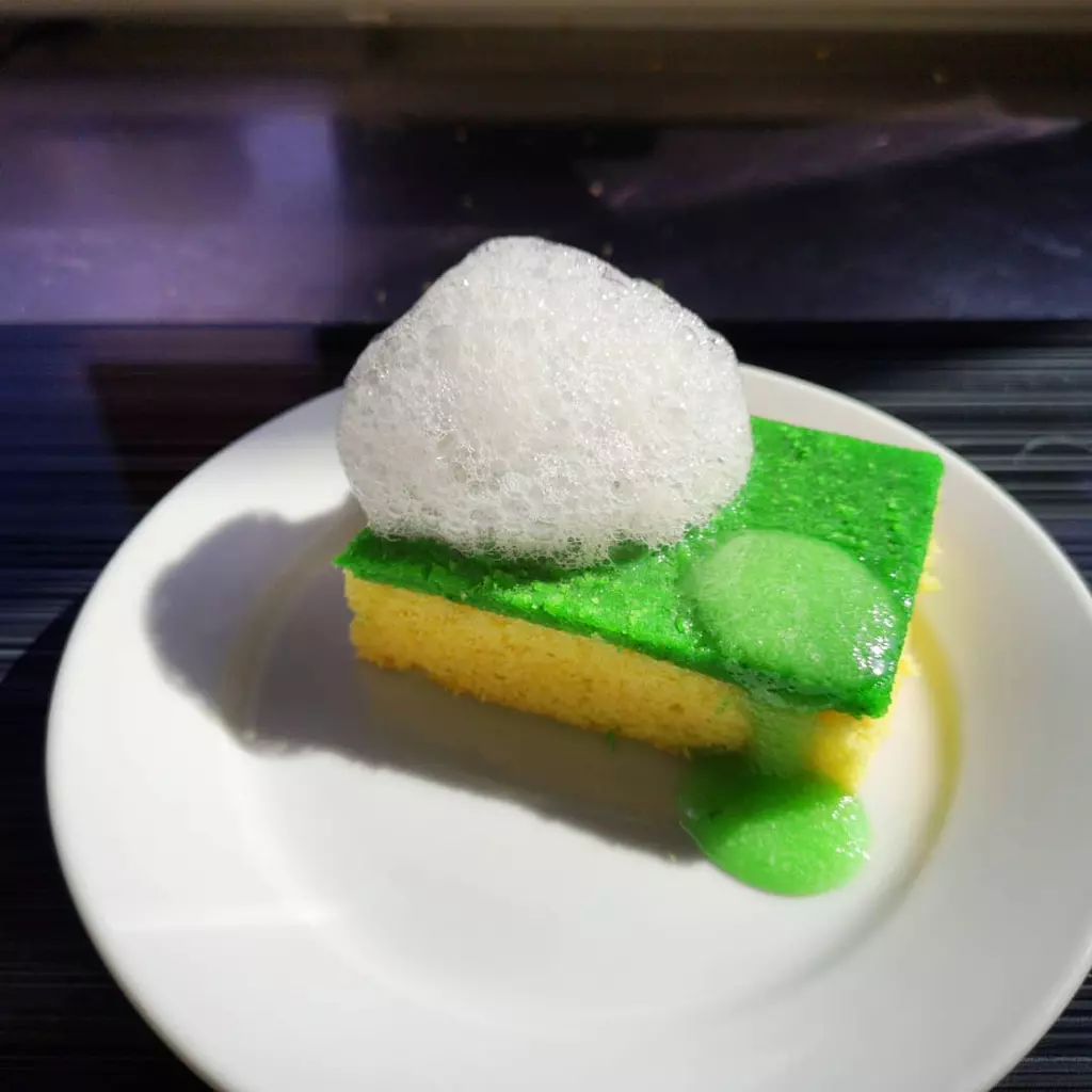 Food Illusions: Desserts That Look Like Other Things