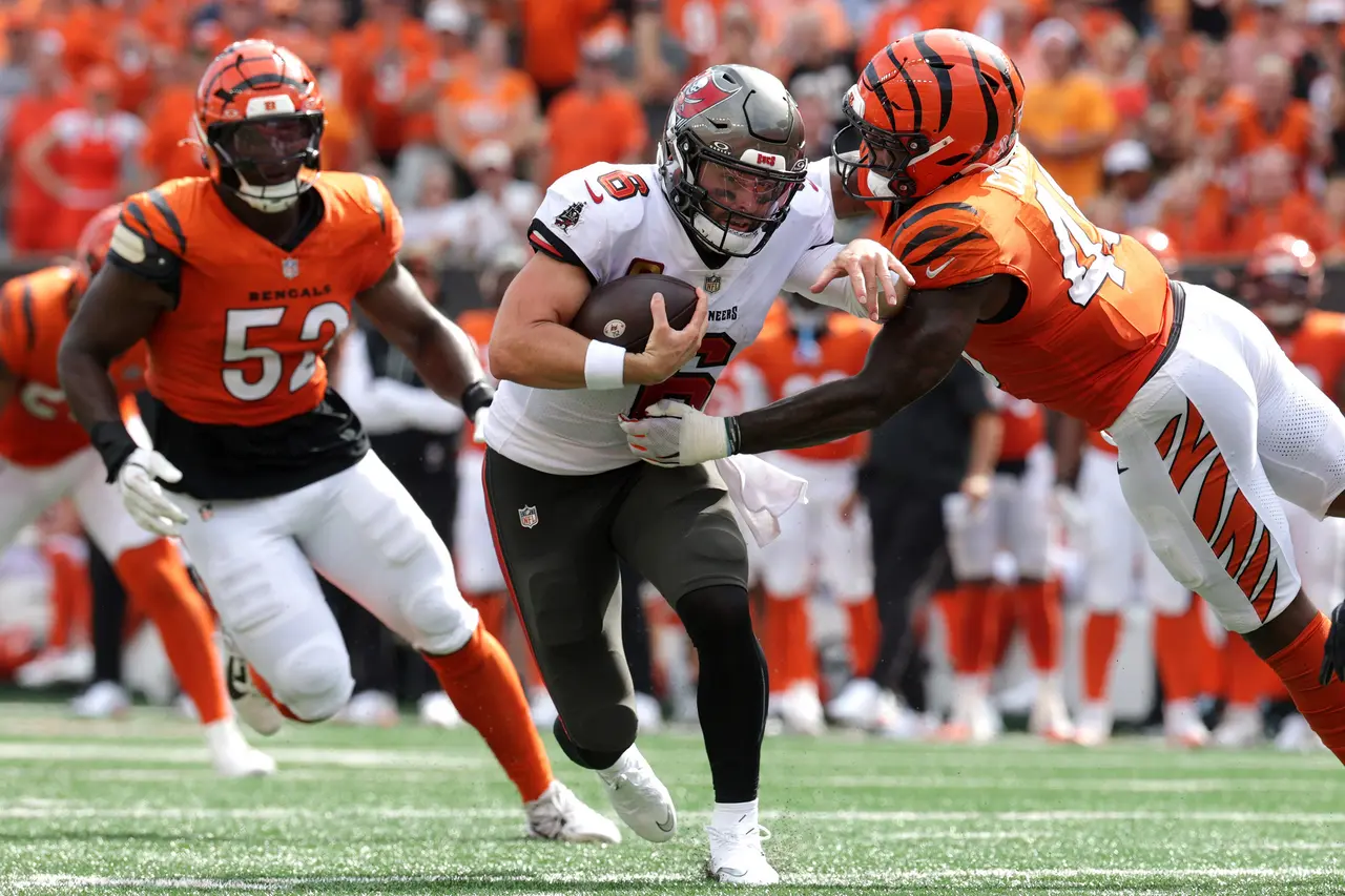 John Romano: Buccaneers stumble, bumble and fumble their way to a season-opening loss to Bengals