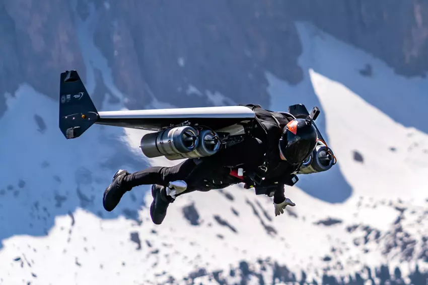 This Jetpack Makes Human Flight Possible