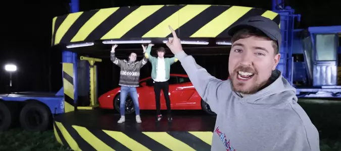 Mr. Beast | Hydraulic Press vs Lamborghini