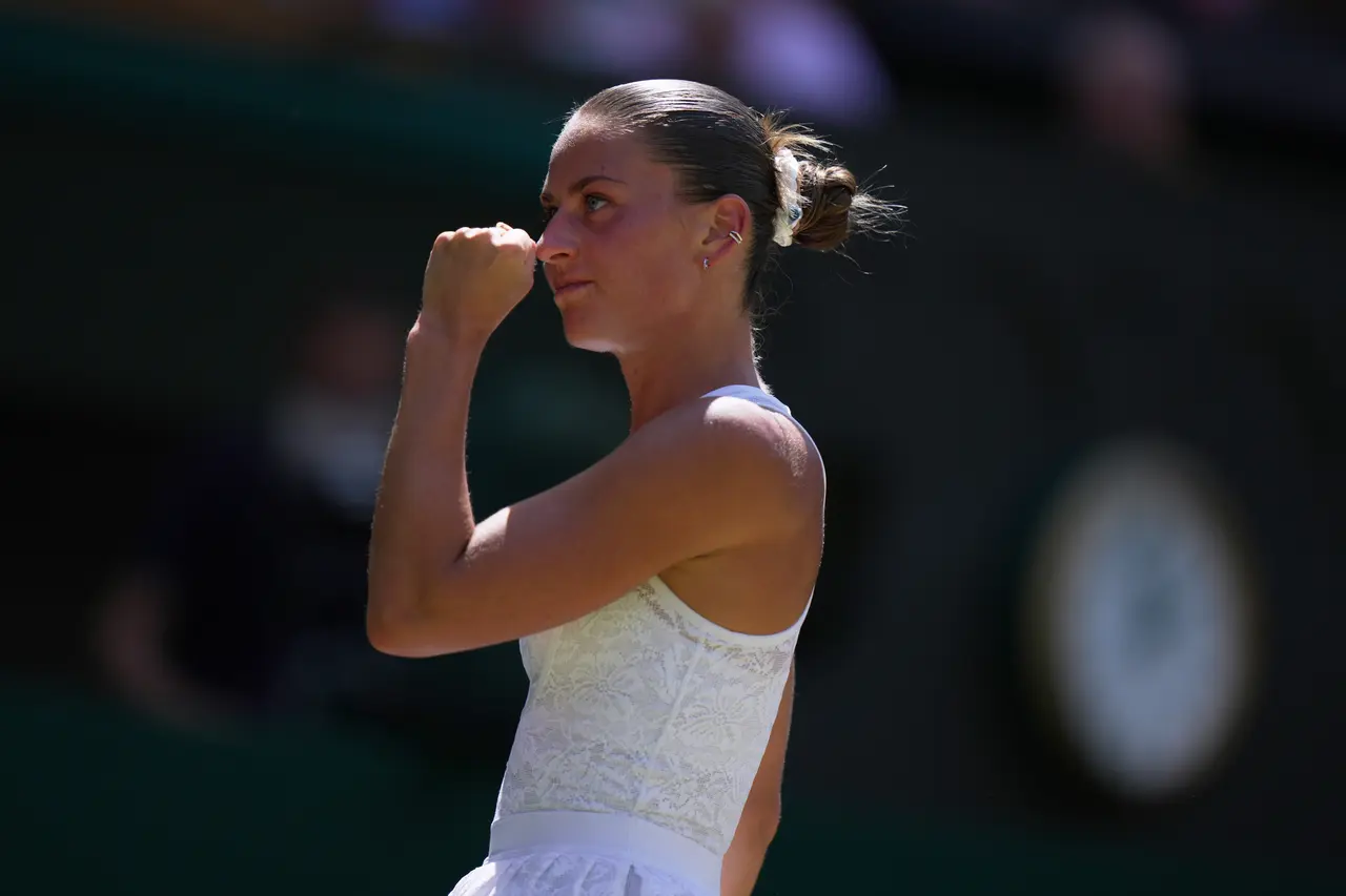 Marta Kostyuk beats Jasmine Paolini to reach Wimbledon semifinals